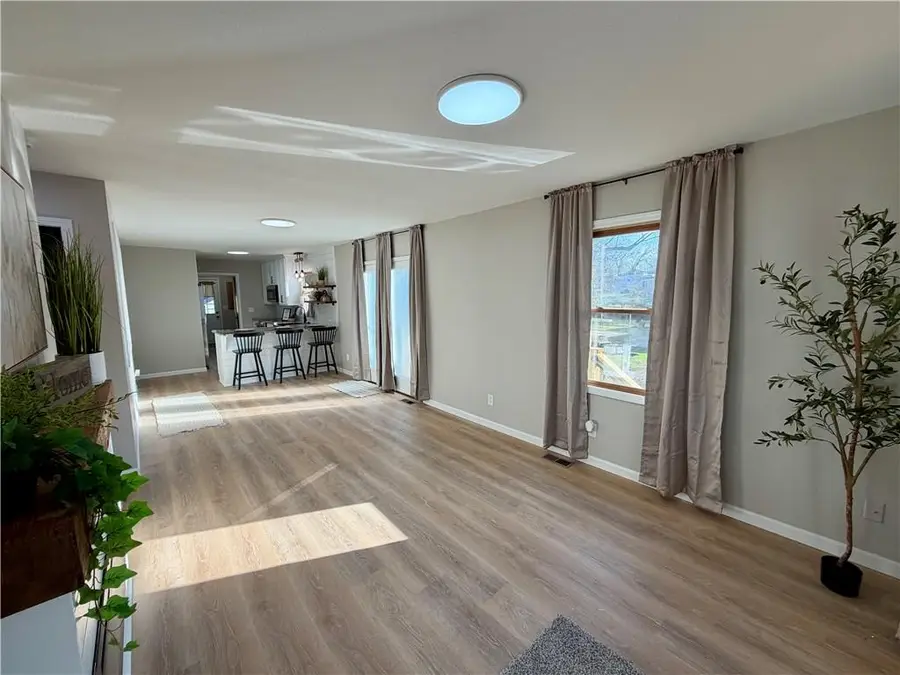 1320 Pacific Avenue, Osawatomie, KS 66064 - #3