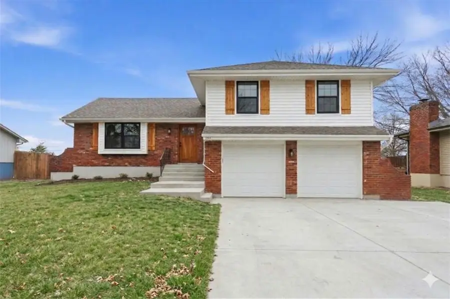 16201 E 40th Street S, Independence, MO 64055 - #2