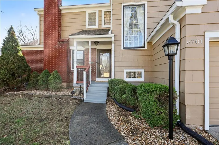 6701 Rockhill Road, Kansas City, MO 64131 - #3