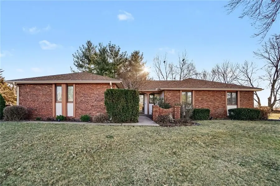 1109 S Catalpa Street, Savannah, MO 64485 - #2