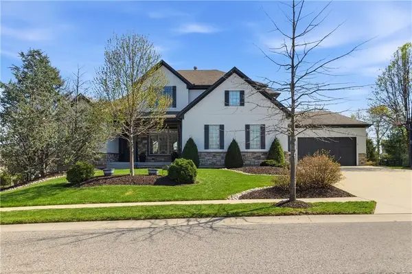 11505 W 158 Street, Overland Park, KS 66221
