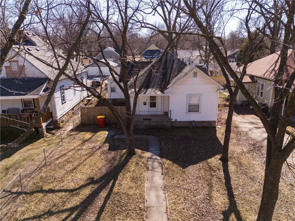 605 W 3rd Street, Pittsburg, KS 66762 - #1