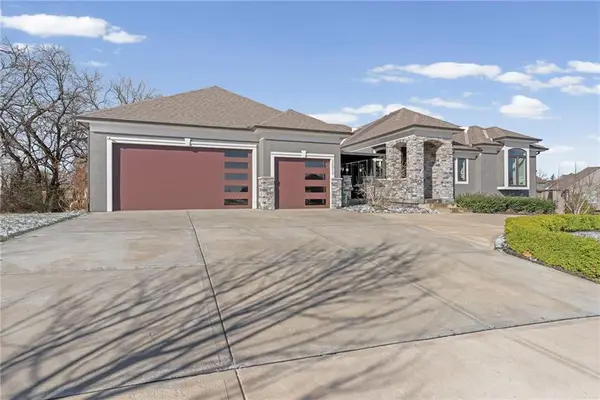 11512 S Iowa Street, Olathe, KS 66061