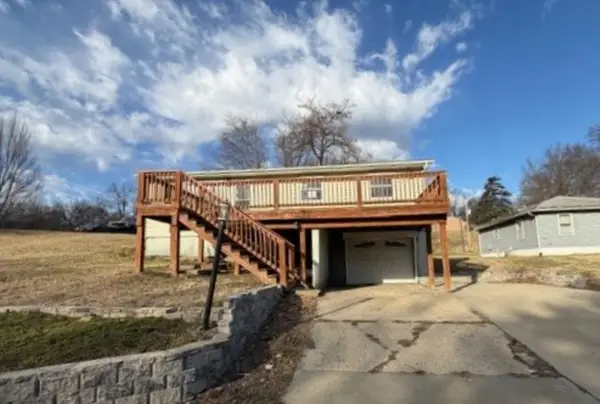 1421 S 6th Street, Atchison, KS 66002