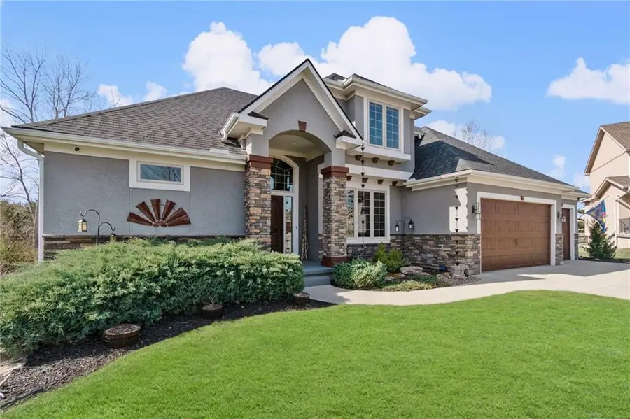 830 Evergreen Street, Basehor, KS 66007 - #3