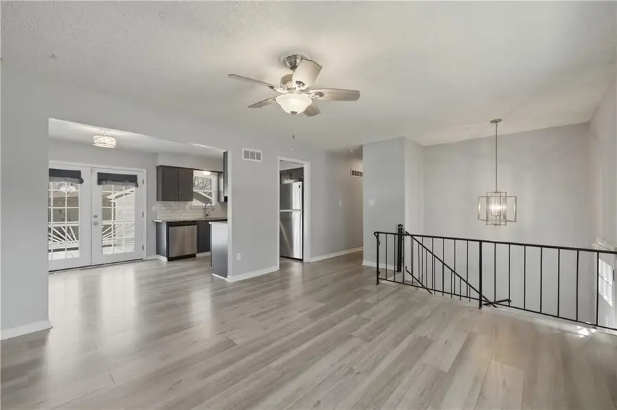 18310 E 18th Street N, Independence, MO 64058 - #3