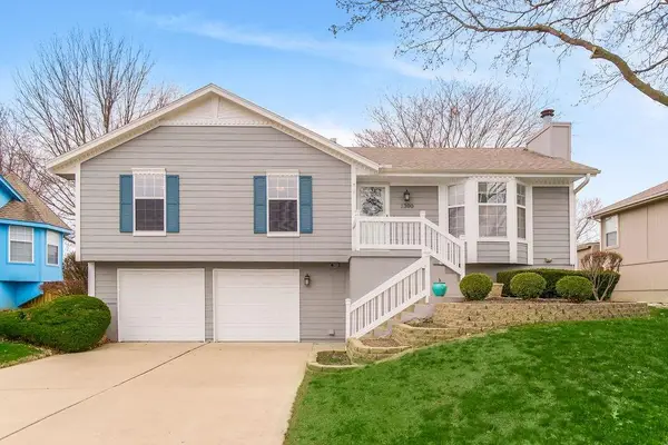 1300 NE Magnolia Street, Lee's Summit, MO 64086