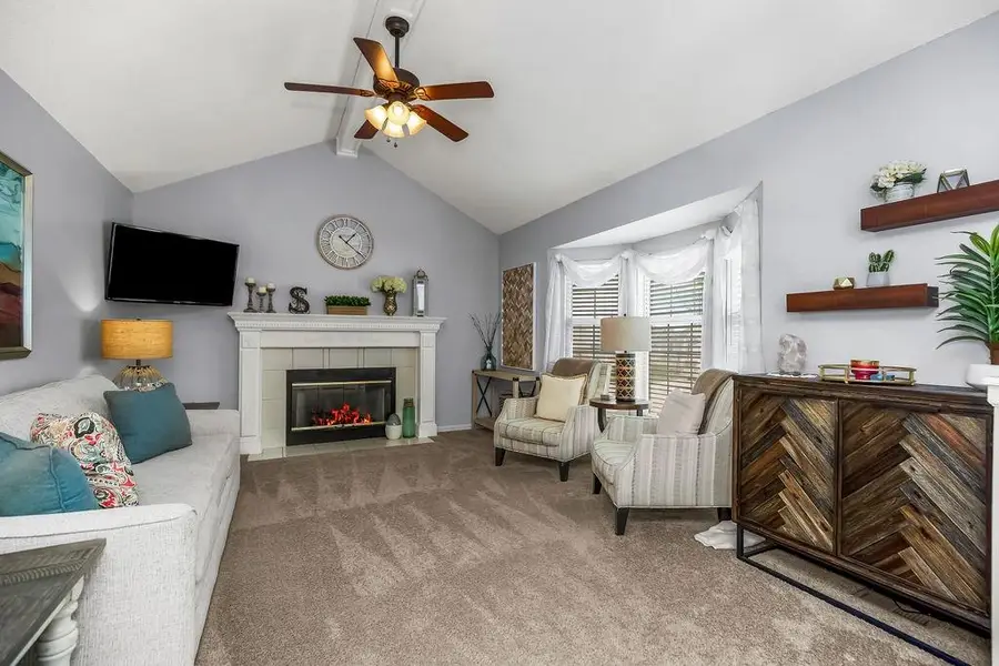 1300 NE Magnolia Street, Lees Summit, MO 64086 - #3