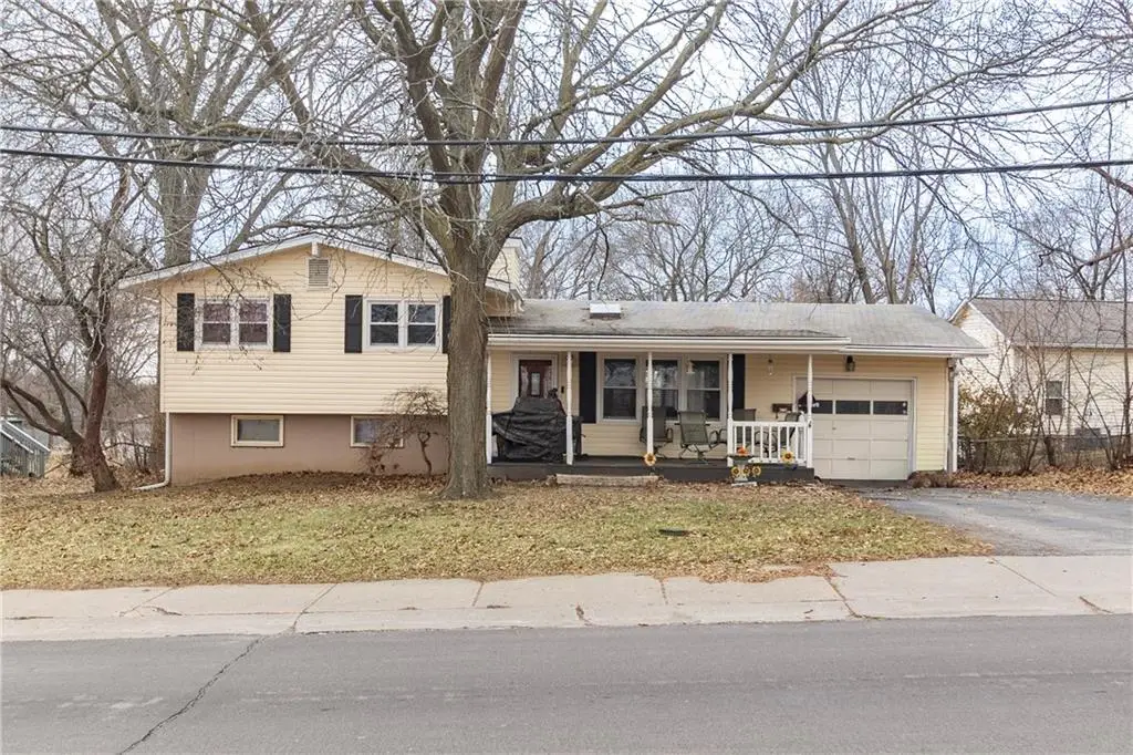 1903 NE 65th Street, Gladstone, MO 64118 - #1