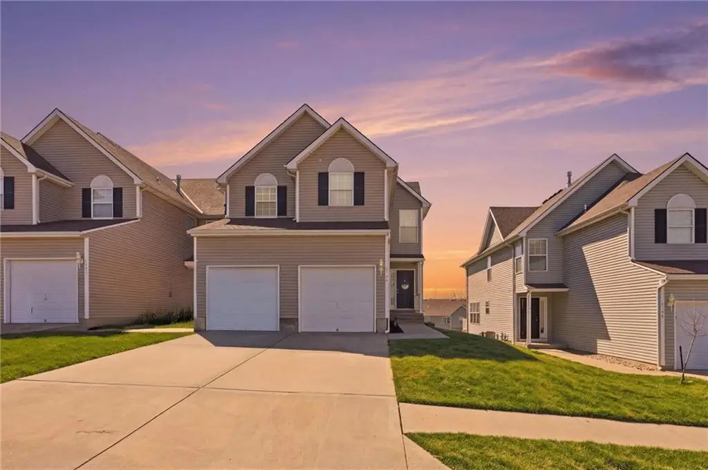 2140 SW Gooseberry Lane, Lees Summit, MO 64082 - #1