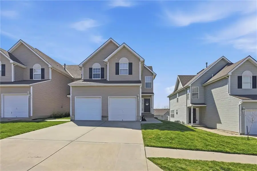 2140 SW Gooseberry Lane, Lees Summit, MO 64082 - #2