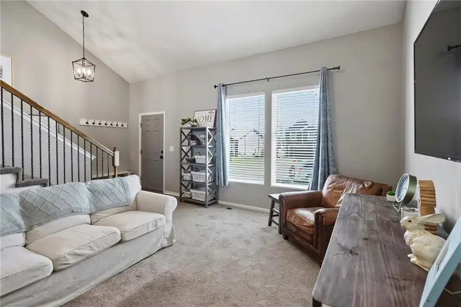 690 N Olive Street, Gardner, KS 66030 - #3