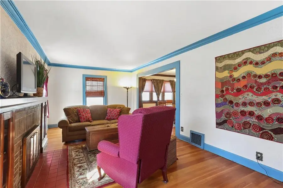 6115 Holmes Street, Kansas City, MO 64110 - #3