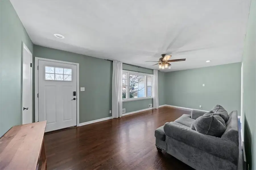 11208 Kensington Avenue, Kansas City, MO 64137 - #3