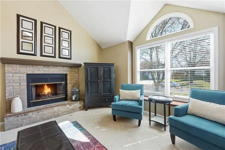 6306 W 158th Place, Overland Park, KS 66223 - #3