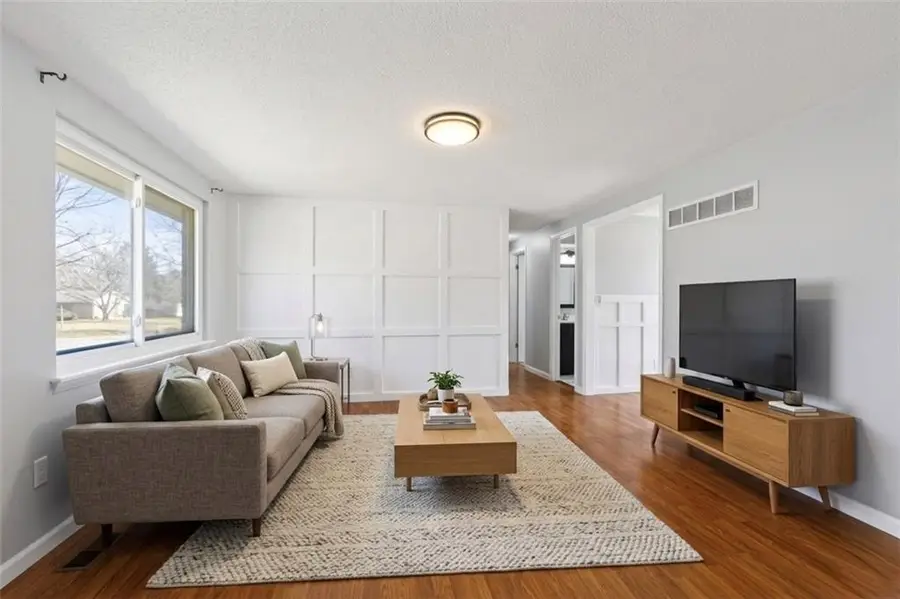 5909 NE 45th Terrace, Kansas City, MO 64117 - #3