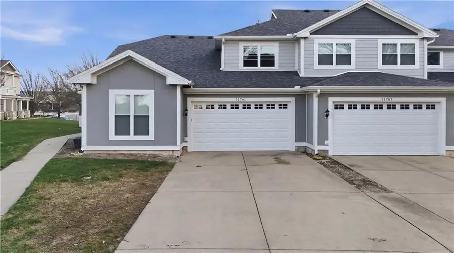 11761 S Roundtree Street, Olathe, KS 66061 - #2