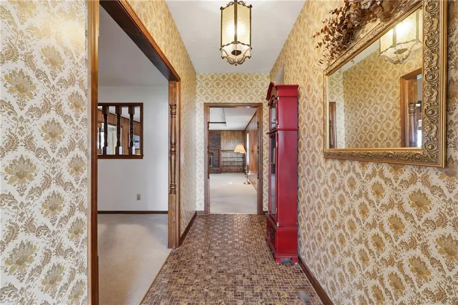 908 NW 10th Street, Blue Springs, MO 64015 - #2