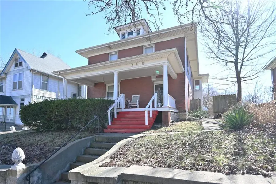 308 R Street, Atchison, KS 66002 - #2