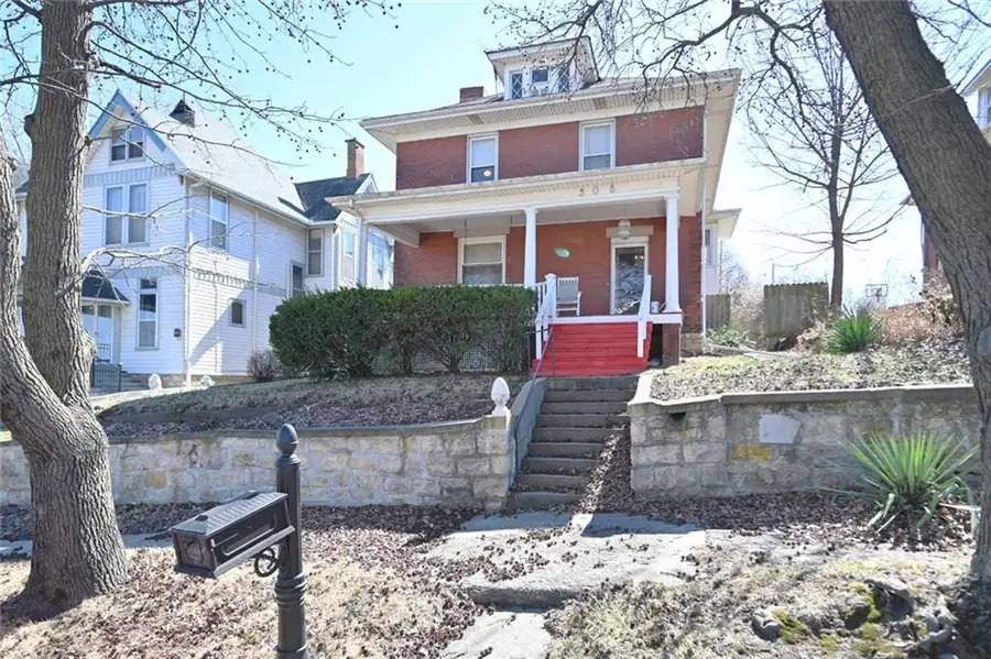 308 R Street, Atchison, KS 66002 - #3