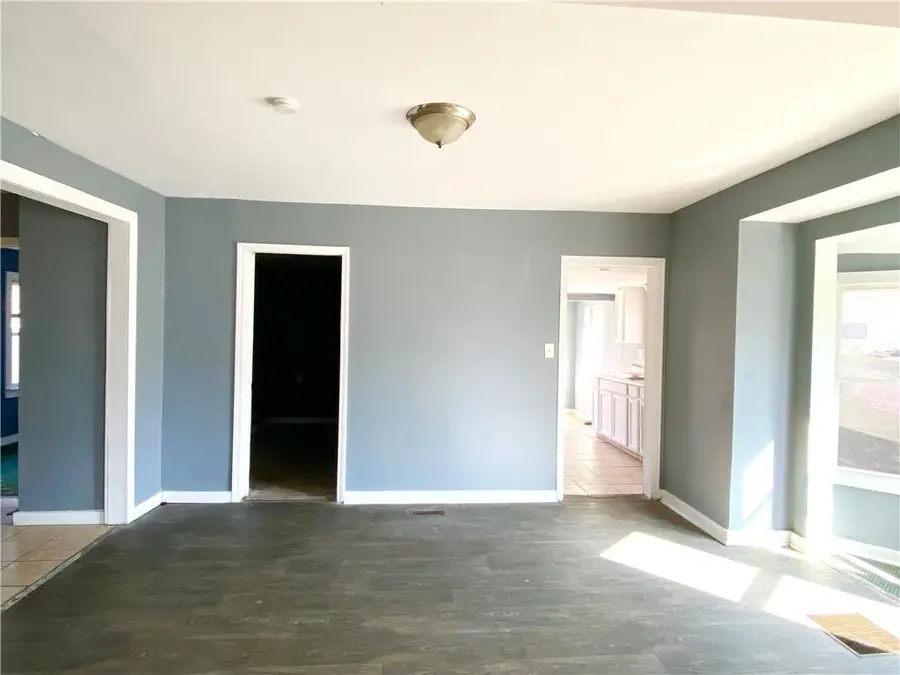 823 S Huttig Avenue, Independence, MO 64053 - #2