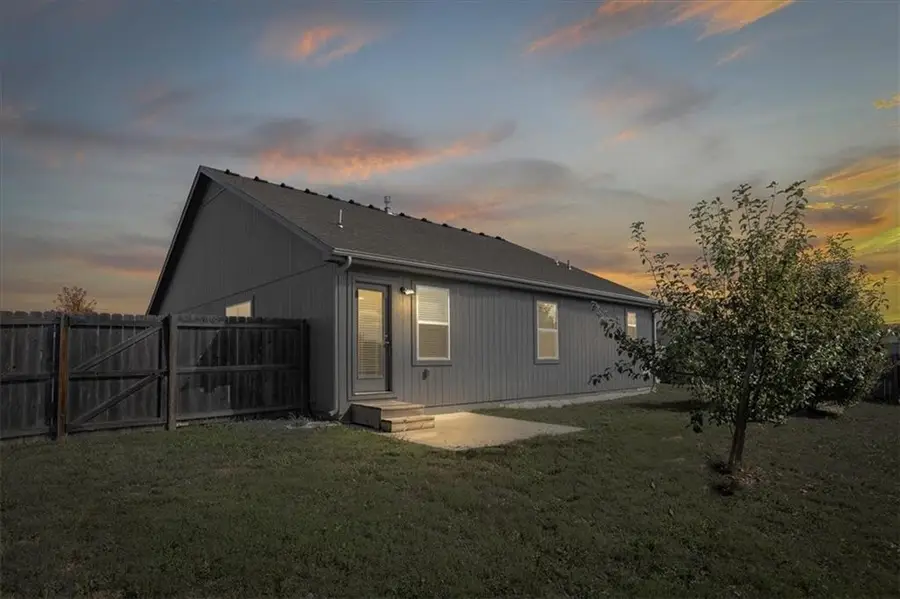 17162 S Pratt Street, Gardner, KS 66030 - #3