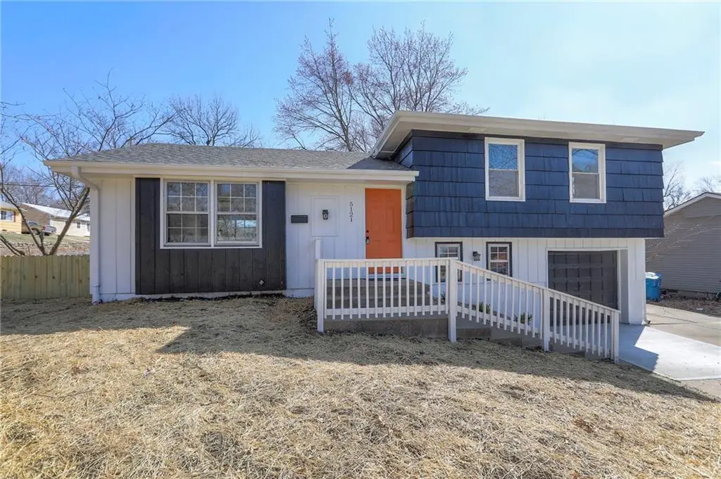 5121 S Cottage Avenue, Independence, MO 64055 - #1