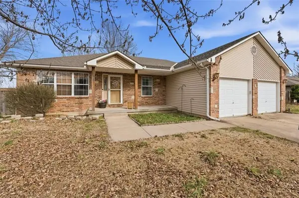 305 S Truman Road, Archie, MO 64725