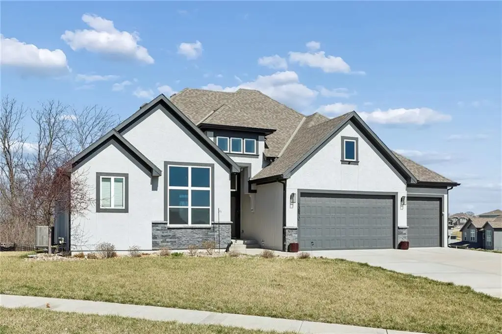 13870 NW 71st Street, Parkville, MO 64152 - #1