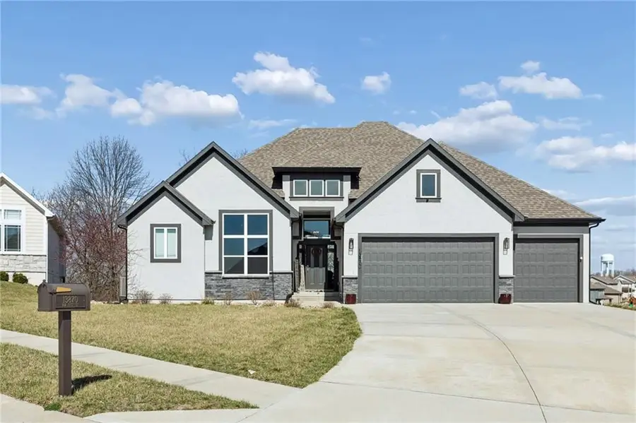 13870 NW 71st Street, Parkville, MO 64152 - #2