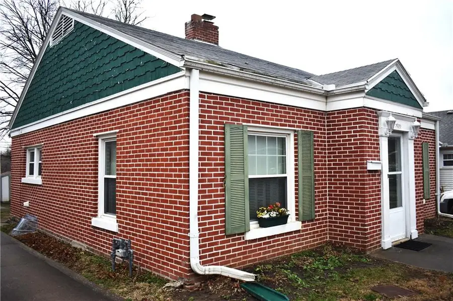 2922 Angelique Street, Saint Joseph, MO 64501 - #2