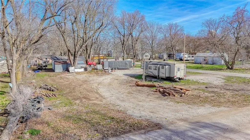 608 W Heth Street, Mayview, MO 64071 - #1