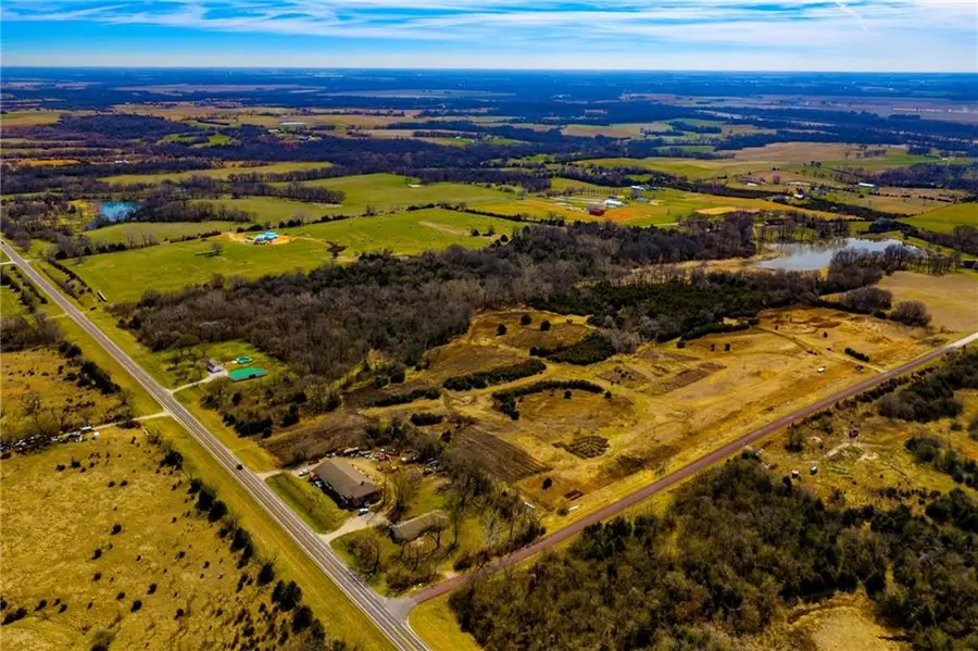 24901 Linwood Road, Lawrence, KS 66044 - #3