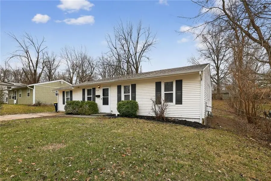 7815 E 51st Street, Kansas City, MO 64129 - #3