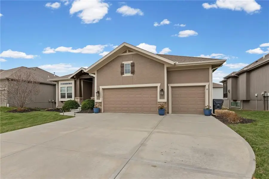 16336 S Twilight Lane, Olathe, KS 66062 - #3