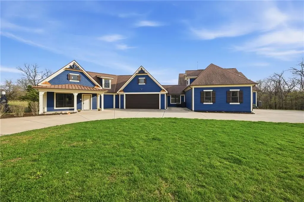 5763 W 335 Street, Louisburg, KS 66053 - #1