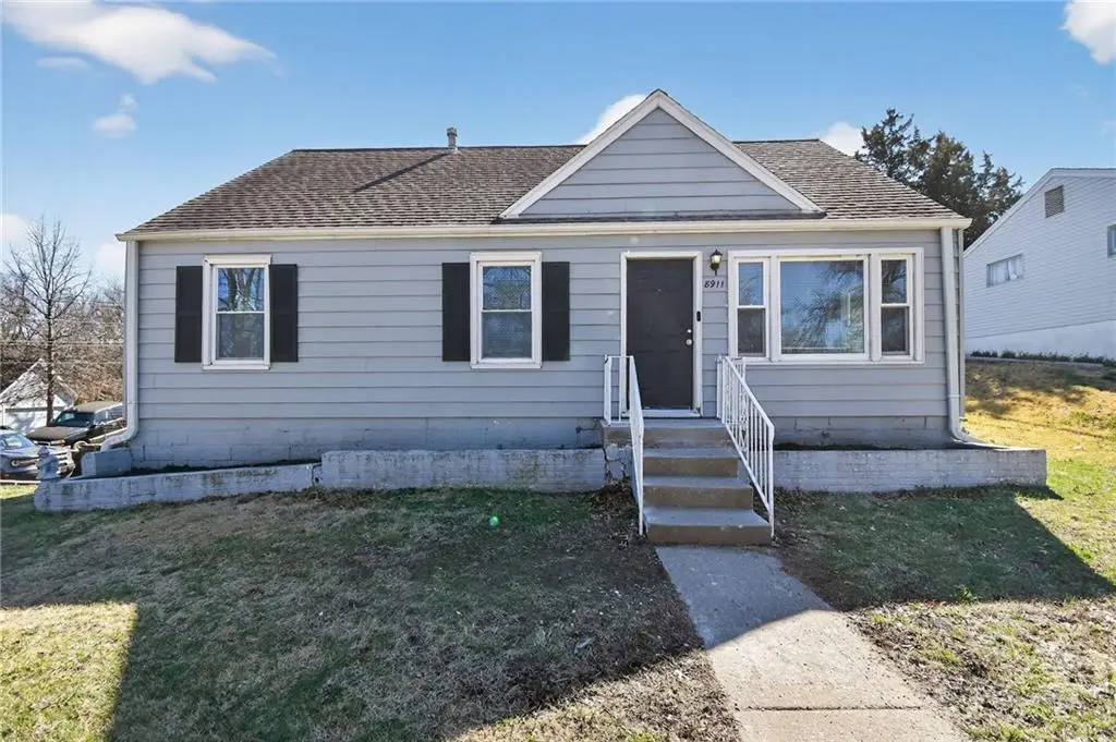 8911 E 29th Street, Kansas City, MO 64129 - #1
