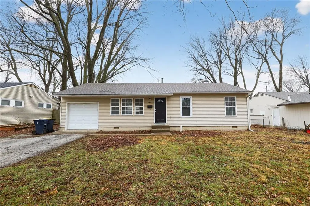 7402 E 109th Street, Kansas City, MO 64134 - #1