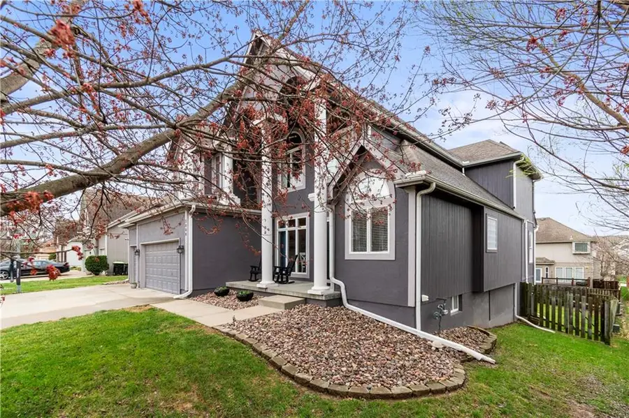 3008 S Granite Avenue, Blue Springs, MO 64015 - #2