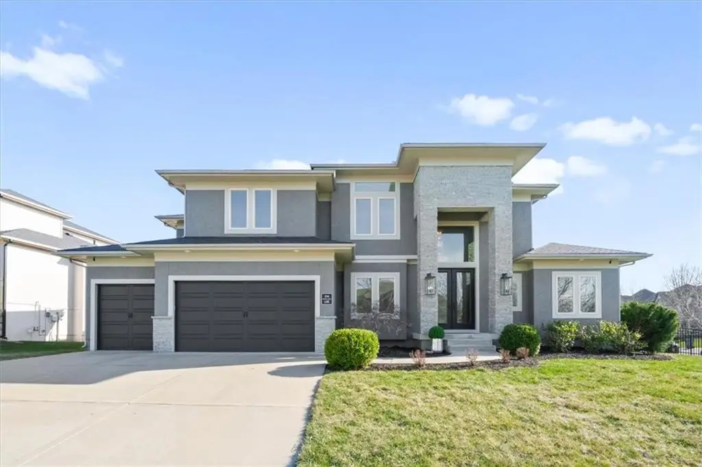 1744 NE Woodland Shores Lane, Lees Summit, MO 64086 - #1