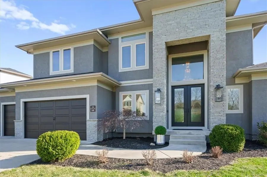 1744 NE Woodland Shores Lane, Lees Summit, MO 64086 - #2