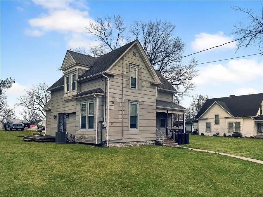 303 S Institute Street, Richmond, MO 64085 - #3