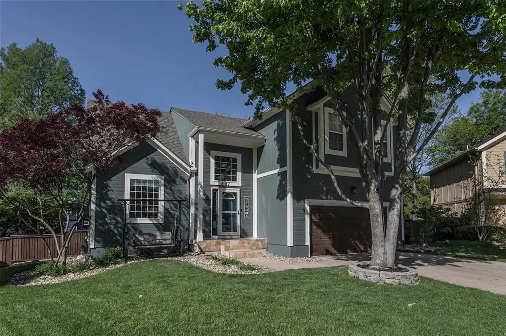 991 N Marion Street, Olathe, KS 66061 - #1