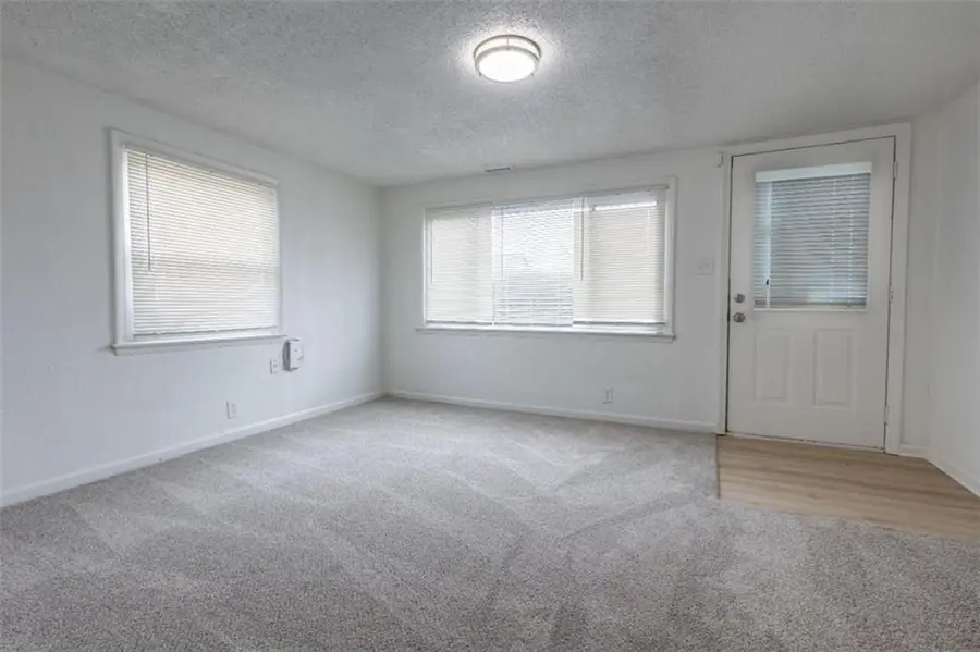 4420 N Jackson Avenue, Kansas City, MO 64117 - #3