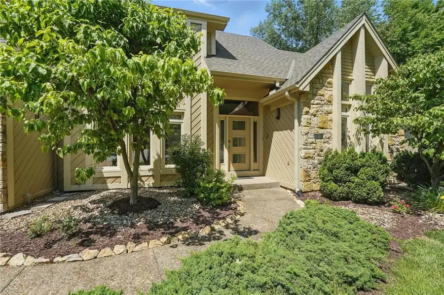 6112 N Mattox Road, Kansas City, MO 64151 - #2