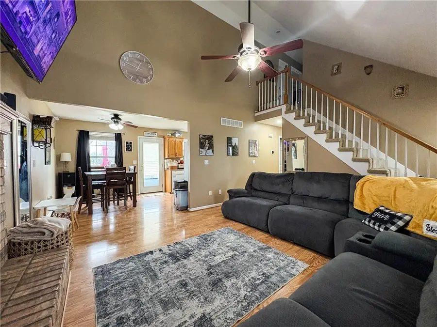 1800 M And M Drive, Clinton, MO 64735 - #3