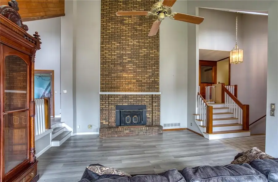 16025 Meadow Lane, Stilwell, KS 66085 - #3