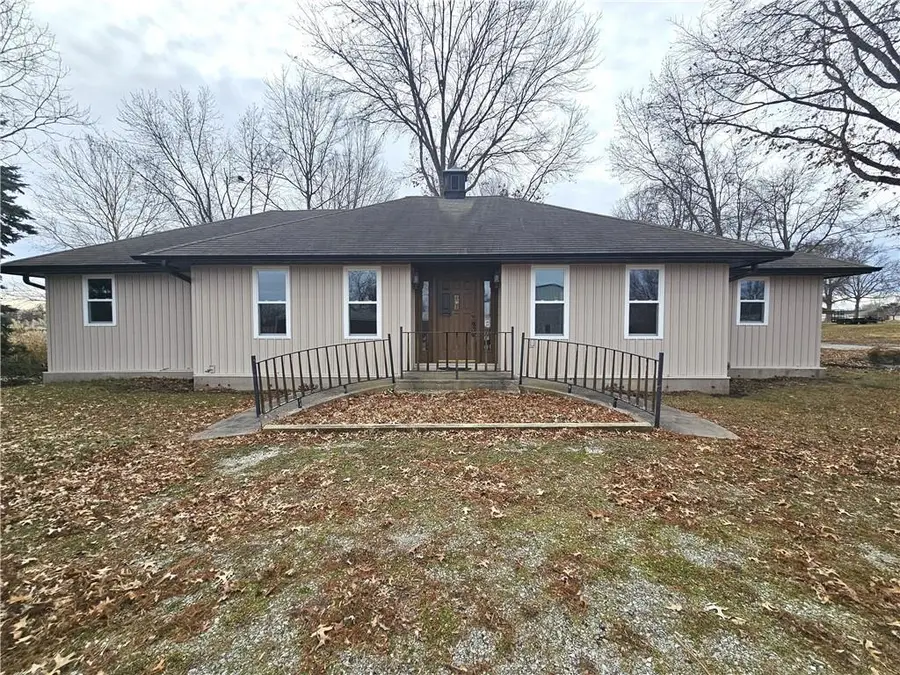 108 Rich Hill Street, Hamilton, MO 64644 - #2