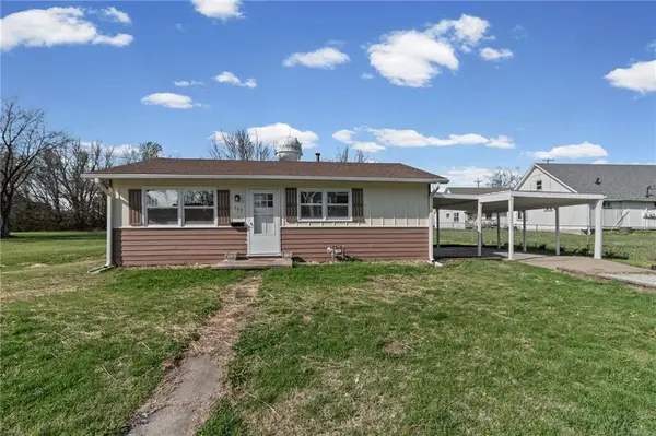 509 E 2nd Street, Cameron, MO 64429