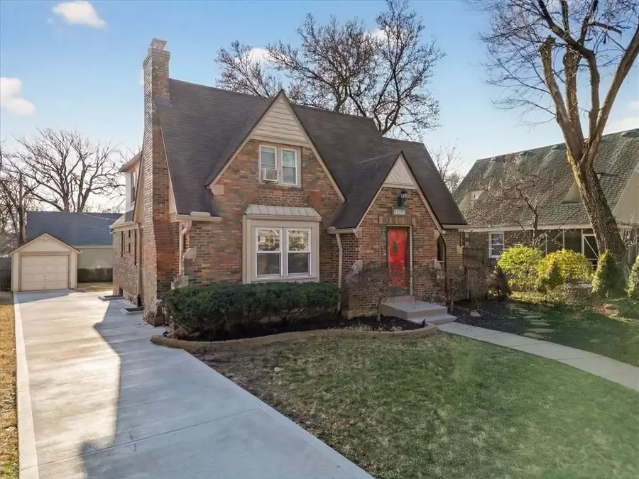 7339 Summit Street, Kansas City, MO 64114 - #2